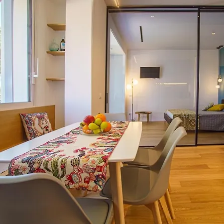 Domus Aurea Luxury Apartment